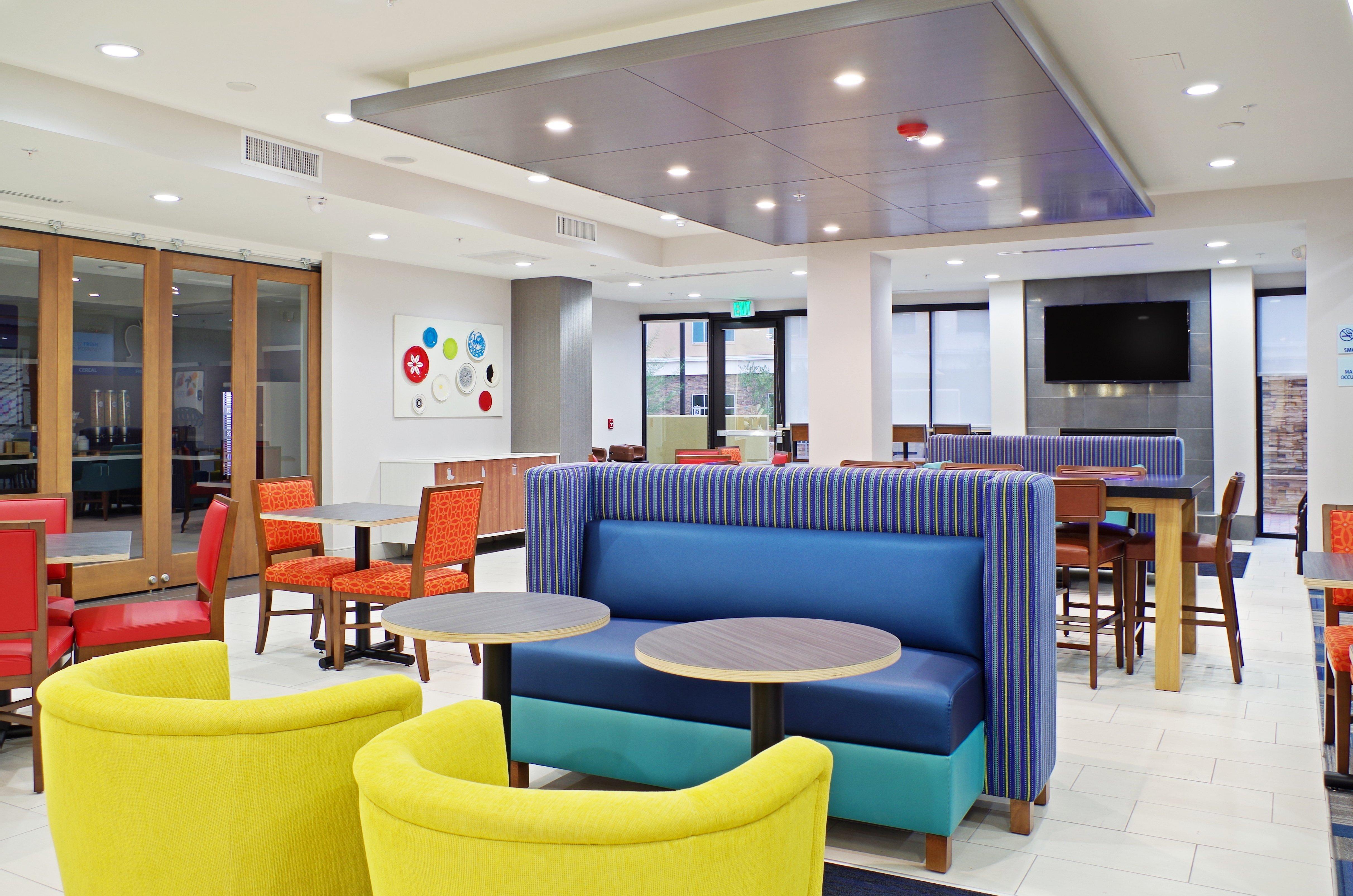 Holiday Inn Express & Suites - Phoenix North - Scottsdale By Ihg Екстериор снимка