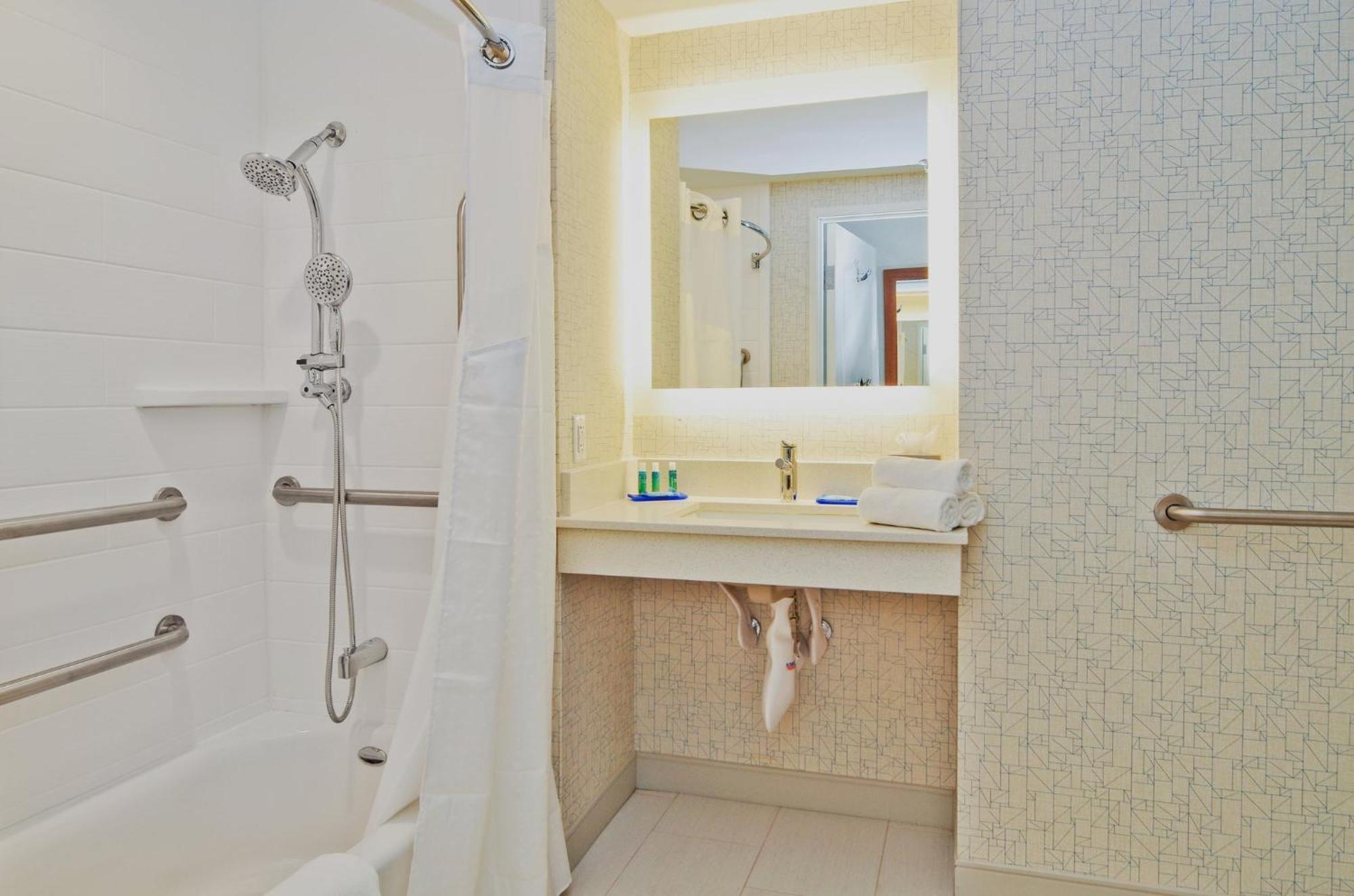 Holiday Inn Express & Suites - Phoenix North - Scottsdale By Ihg Екстериор снимка